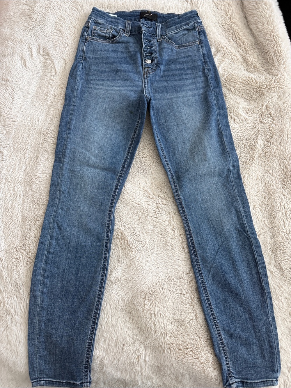 Slim High-Rise Skinny Jeans in Mid Blue Wash